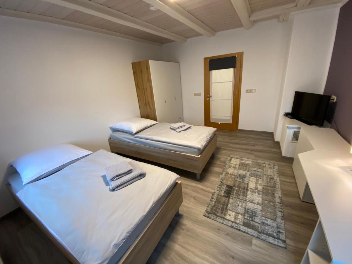 Gaestezimmer Kirchdorf Unteropfingen Ngoại thất bức ảnh